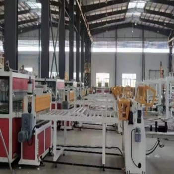 SPC微晶石塑防水地板生產線機械設備制造廠家